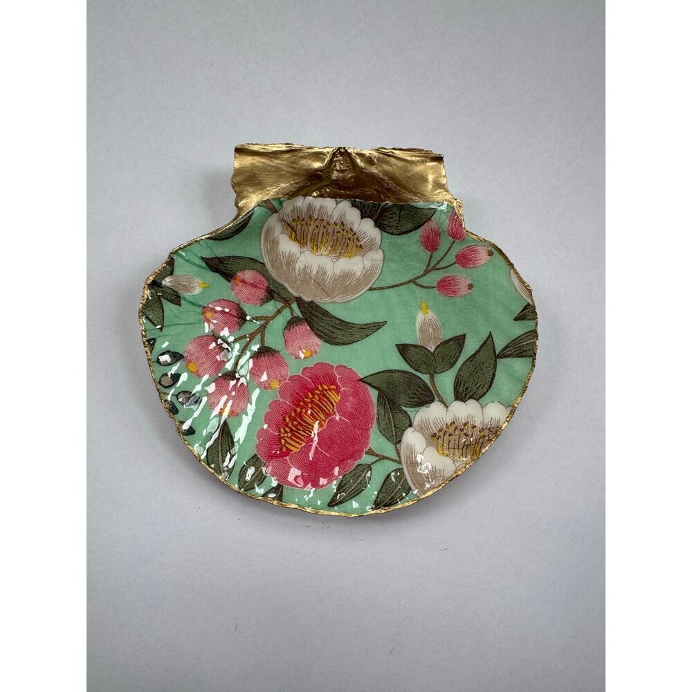 Camellia Floral Seashell Trinket Dish Garden Decor - Picture 5 of 7